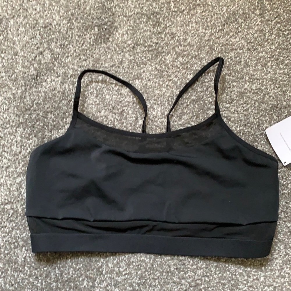 NWT Victoria Sport mesh sports bra